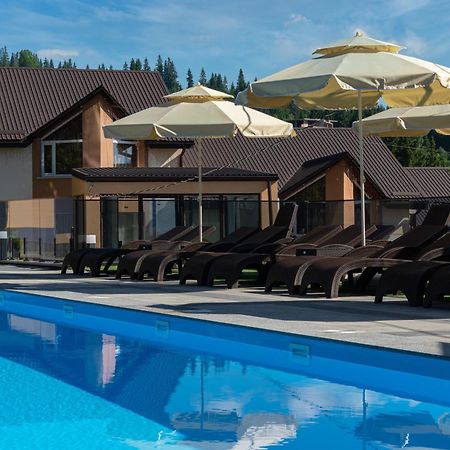 Hotel Toga Yablunytsya Exterior foto