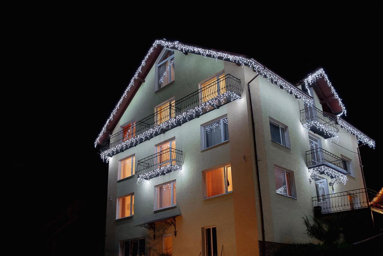 Hotel Toga Yablunytsya Exterior foto